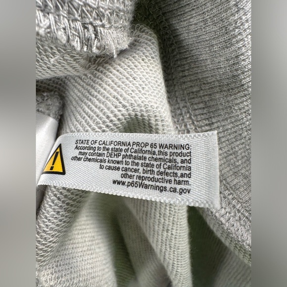 PEACH LOVE CALIFORNIA, MULTI COLOR SEQUINS TIGER DETAIL SWEATSHIRT- O/S Sz.SMALL - Picture 12 of 13